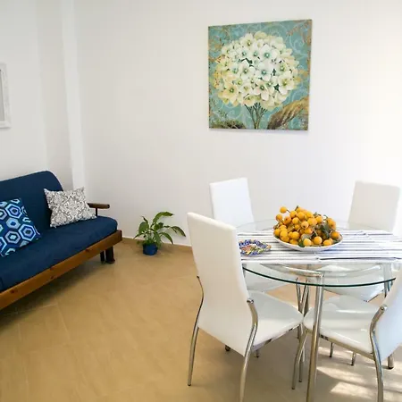 Lolita Holidays Apartamento *